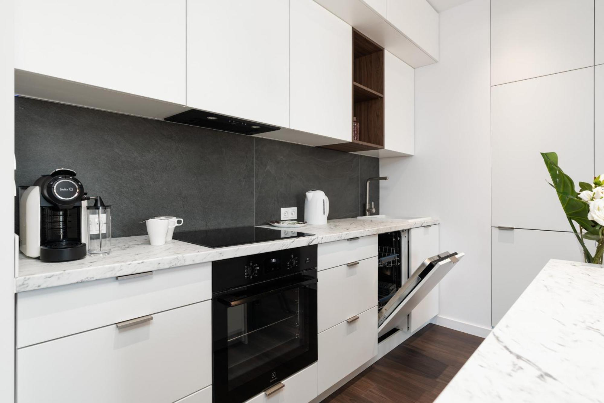 Stylish & Comfy Garbary Apartments With Parking By Noclegi Renters Poznan Exterior foto