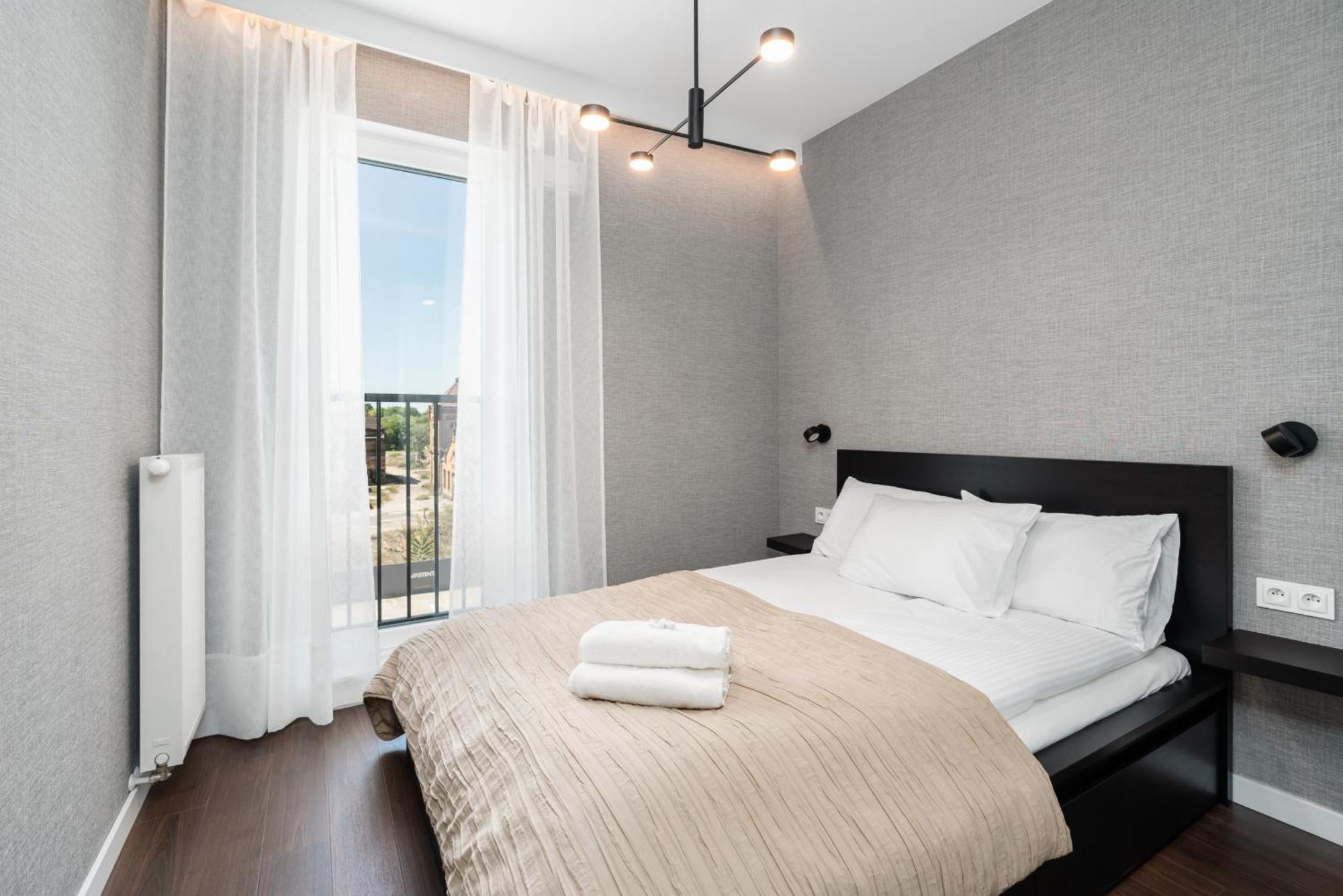 Stylish & Comfy Garbary Apartments With Parking By Noclegi Renters Poznan Exterior foto